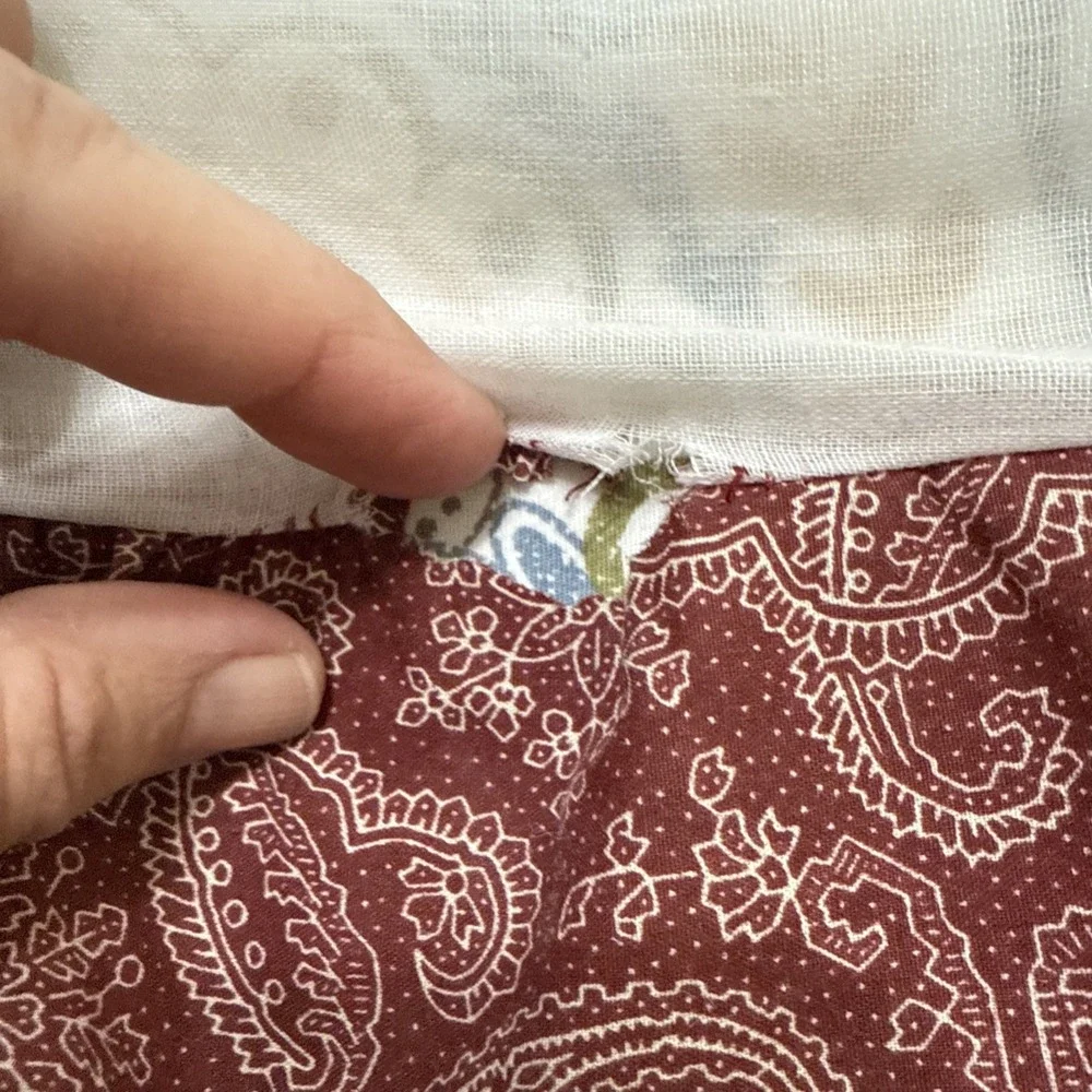 Laura‎ Ashley Queen Bedskirt Paisley Burgundy Split Corner French Country Flaws